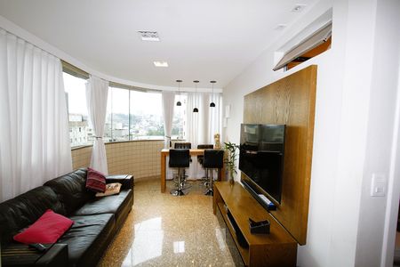Apartamento à venda com 125m², 4 quartos e 2 vagasVaranda da Sala