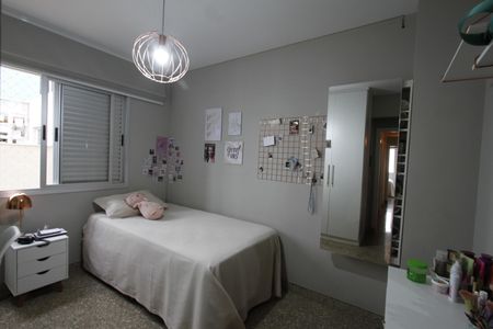 Apartamento à venda com 125m², 4 quartos e 2 vagasQuarto 4