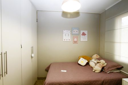 Apartamento à venda com 125m², 4 quartos e 2 vagasQuarto 2