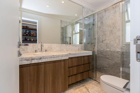 Apartamento à venda com 300m², 4 quartos e 5 vagas