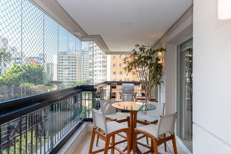 Apartamento à venda com 300m², 4 quartos e 5 vagas