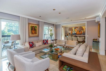 Apartamento à venda com 300m², 4 quartos e 5 vagas