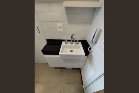 Apartamento à venda com 24m², 1 quarto e sem vaga Apartamento à venda com 24m², 1 quarto e sem vagaLavatório