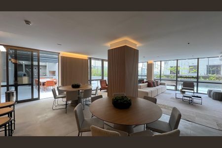 Apartamento à venda com 139m², 2 quartos e 1 vaga Apartamento à venda com 139m², 2 quartos e 1 vagaÁrea comum - Salão de festas