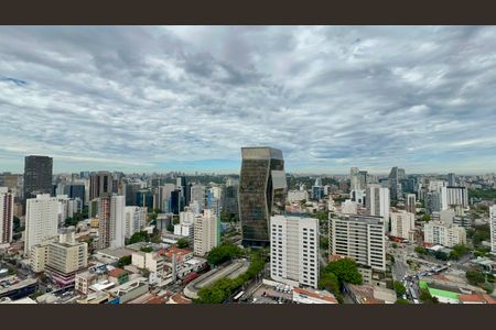 Apartamento à venda com 139m², 2 quartos e 1 vaga Apartamento à venda com 139m², 2 quartos e 1 vagaVista da Varanda da Suíte 2