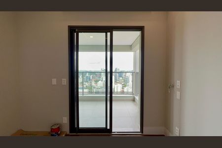 Apartamento à venda com 139m², 2 quartos e 1 vaga Apartamento à venda com 139m², 2 quartos e 1 vagaVaranda da Suíte 2