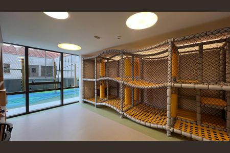 Apartamento à venda com 139m², 2 quartos e 1 vaga Apartamento à venda com 139m², 2 quartos e 1 vagaBrinquedoteca