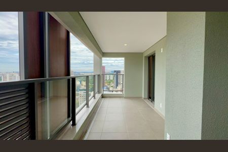 Apartamento à venda com 139m², 2 quartos e 1 vaga Apartamento à venda com 139m², 2 quartos e 1 vagaVaranda da Suíte 1