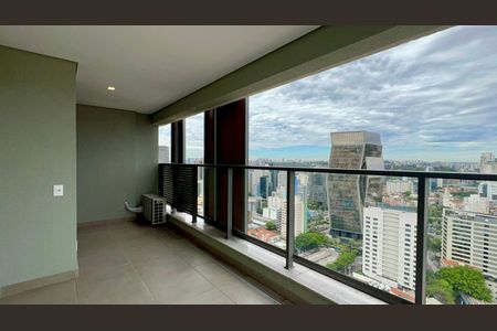 Apartamento à venda com 139m², 2 quartos e 1 vaga Apartamento à venda com 139m², 2 quartos e 1 vagaVaranda da Suíte 2