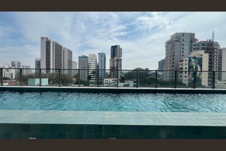 Apartamento à venda com 139m², 2 quartos e 1 vaga Apartamento à venda com 139m², 2 quartos e 1 vagaPiscina