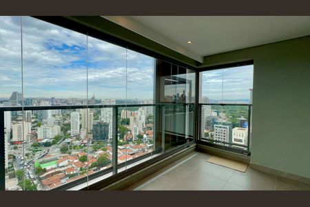 Apartamento à venda com 139m², 2 quartos e 1 vaga Apartamento à venda com 139m², 2 quartos e 1 vagaVaranda