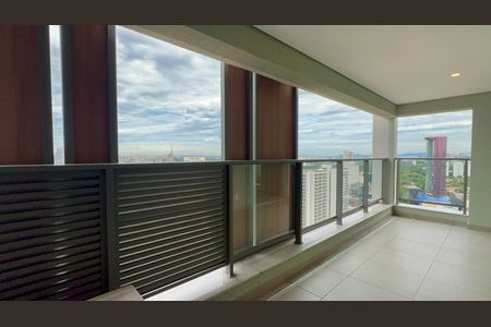 Apartamento à venda com 139m², 2 quartos e 1 vaga Apartamento à venda com 139m², 2 quartos e 1 vagaVaranda da Suíte 1