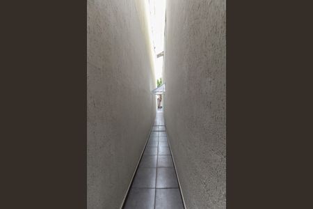 Casa à venda com 131m², 3 quartos e 2 vagas Casa à venda com 131m², 3 quartos e 2 vagasCorredor Externo