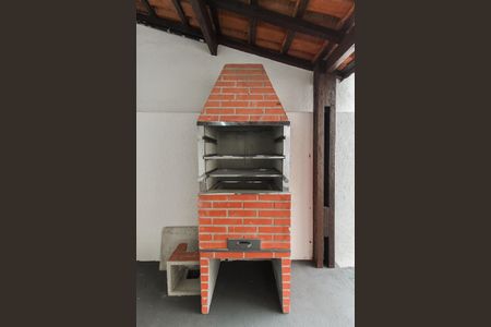 Casa à venda com 131m², 3 quartos e 2 vagas Casa à venda com 131m², 3 quartos e 2 vagasChurrasqueira