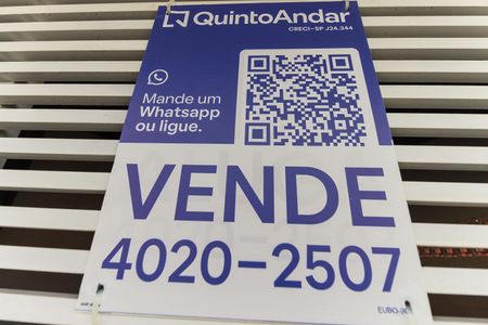 Casa à venda com 131m², 3 quartos e 2 vagas Casa à venda com 131m², 3 quartos e 2 vagasPlaca