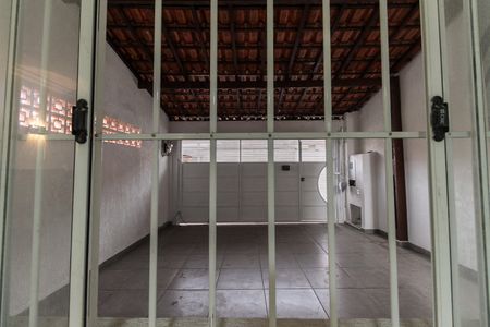 Casa à venda com 131m², 3 quartos e 2 vagas Casa à venda com 131m², 3 quartos e 2 vagasVista da Sala