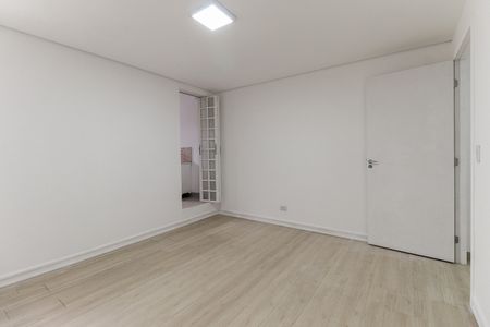 Casa à venda com 131m², 3 quartos e 2 vagas Casa à venda com 131m², 3 quartos e 2 vagasSuíte