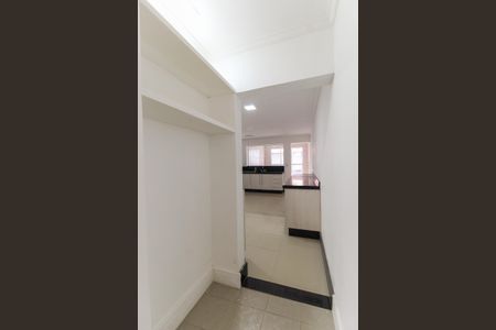Casa à venda com 131m², 3 quartos e 2 vagas Casa à venda com 131m², 3 quartos e 2 vagasCozinha