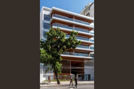 Apartamento à venda com 124m², 4 quartos e 2 vagas Apartamento à venda com 124m², 4 quartos e 2 vagasVista da Rua