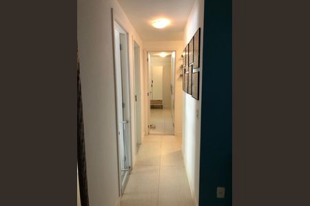 Apartamento à venda com 124m², 4 quartos e 2 vagas Apartamento à venda com 124m², 4 quartos e 2 vagasCorredor