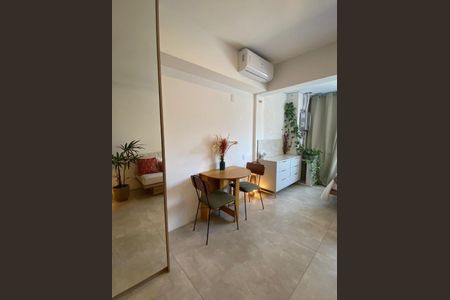 Apartamento para alugar com 31m², 1 quarto e sem vaga