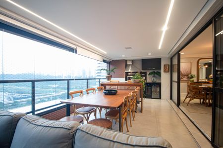 Apartamento à venda com 210m², 3 quartos e 4 vagasVaranda da Sala