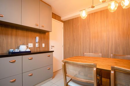 Apartamento à venda com 210m², 3 quartos e 4 vagasCopa