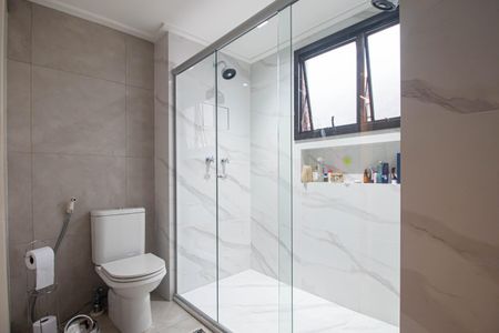 Apartamento à venda com 210m², 3 quartos e 4 vagasBanheiro da Suíte 3