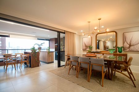 Apartamento à venda com 210m², 3 quartos e 4 vagasSala