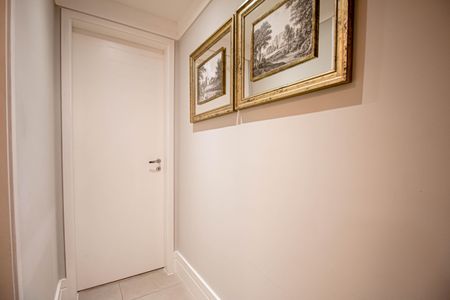 Apartamento à venda com 210m², 3 quartos e 4 vagasCorredor