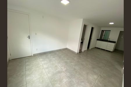 Apartamento à venda com 75m², 3 quartos e 1 vagaSala