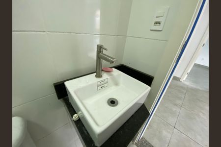 Apartamento à venda com 75m², 3 quartos e 1 vagaBanheiro Social