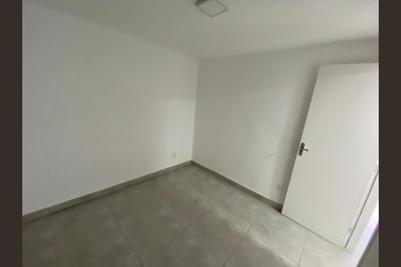 Apartamento à venda com 75m², 3 quartos e 1 vagaQuarto 2