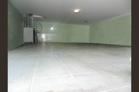 Casa à venda com 354m², 3 quartos e 8 vagasGaragem