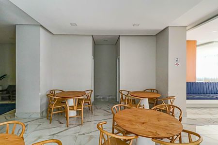 Apartamento para alugar com 67m², 2 quartos e 1 vaga Apartamento para alugar com 67m², 2 quartos e 1 vagaÁrea comum - Salão de festas