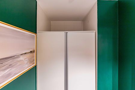 Apartamento para alugar com 67m², 2 quartos e 1 vaga Apartamento para alugar com 67m², 2 quartos e 1 vagaBanheiro social