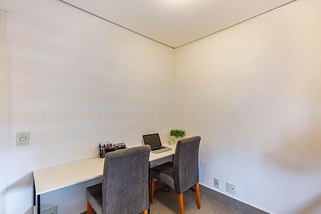 Apartamento para alugar com 67m², 2 quartos e 1 vaga Apartamento para alugar com 67m², 2 quartos e 1 vagaQuarto