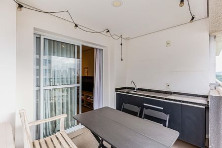 Apartamento para alugar com 67m², 2 quartos e 1 vaga Apartamento para alugar com 67m², 2 quartos e 1 vagaVaranda