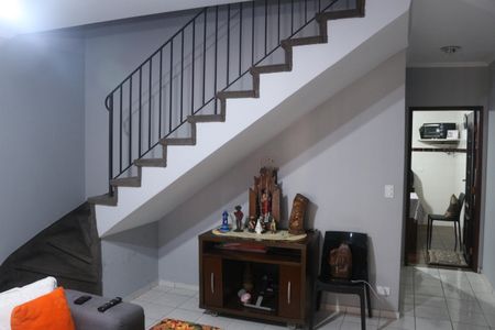 Casa à venda com 100m², 2 quartos e 1 vagaSala