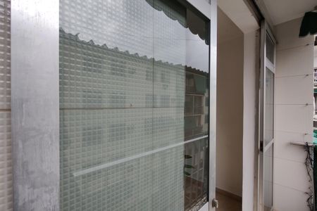 Apartamento para alugar com 70m², 2 quartos e 1 vaga Apartamento para alugar com 70m², 2 quartos e 1 vagaVaranda