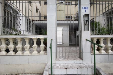 Apartamento para alugar com 70m², 2 quartos e 1 vaga Apartamento para alugar com 70m², 2 quartos e 1 vagaFachada do bloco