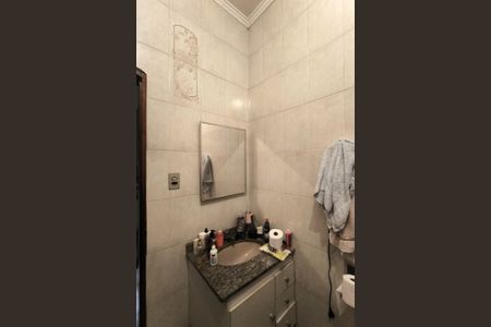 Casa à venda com 1200m², 4 quartos e 8 vagas Casa à venda com 1200m², 4 quartos e 8 vagasBanheiro Social