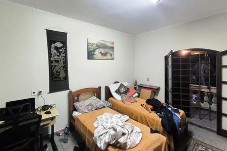 Casa à venda com 1200m², 4 quartos e 8 vagas Casa à venda com 1200m², 4 quartos e 8 vagasQuarto 3