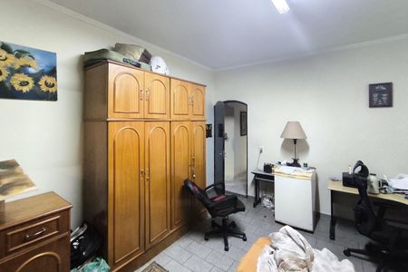 Casa à venda com 1200m², 4 quartos e 8 vagas Casa à venda com 1200m², 4 quartos e 8 vagasQuarto 3