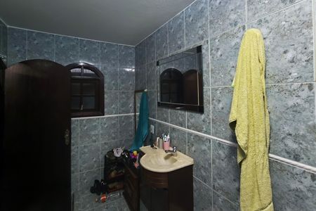 Casa à venda com 1200m², 4 quartos e 8 vagas Casa à venda com 1200m², 4 quartos e 8 vagasBanheiro do Quarto