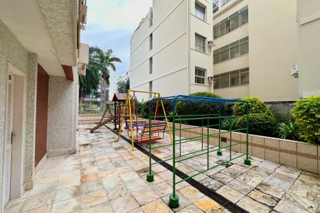 Apartamento à venda com 90m², 3 quartos e 1 vagaÁrea comum - Playground