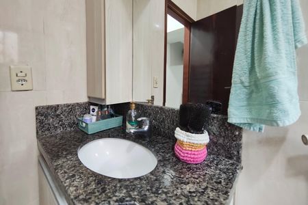 Casa à venda com 129m², 3 quartos e 3 vagasBanheiro Suíte