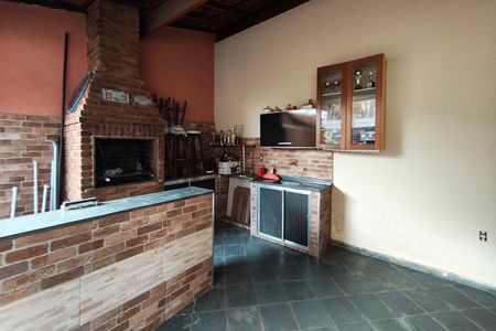 Casa à venda com 129m², 3 quartos e 3 vagasÁrea gourmet - Fundos