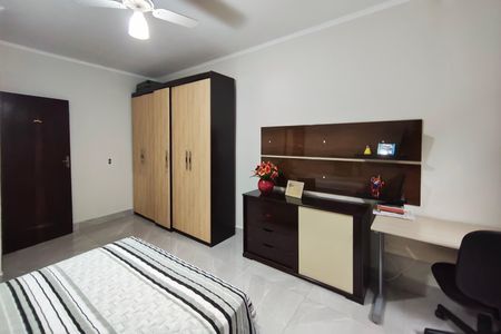 Casa à venda com 129m², 3 quartos e 3 vagasQuarto 2