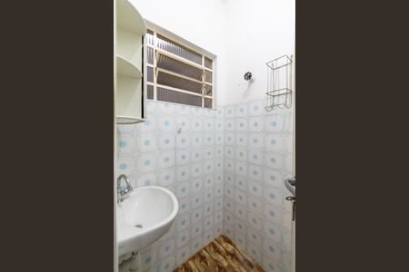 Casa à venda com 150m², 3 quartos e 2 vagas Casa à venda com 150m², 3 quartos e 2 vagasBanheiro de serviço